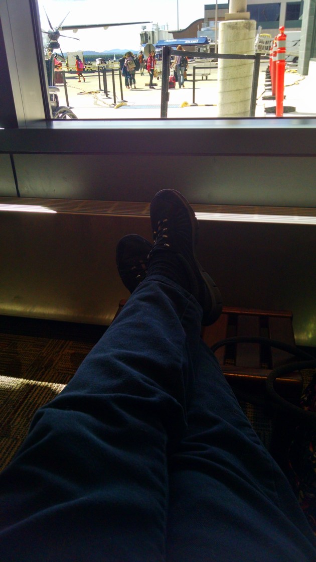 Feet_Eugene_airport[1]